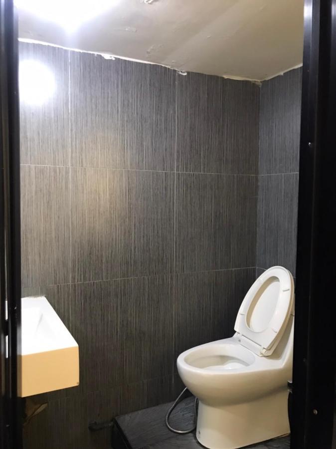 Rod Fai Fah Apartment Бангкок Экстерьер фото